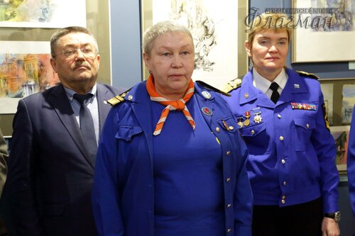 Открытие выставки работ  художника-иллюстратора Евгении Ивановны Стерлиговой YE1A0551